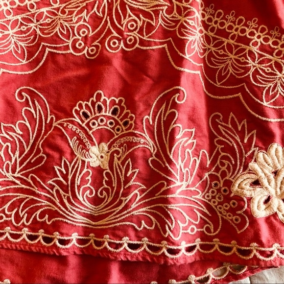 Embroidered tank - Picture 2 of 4